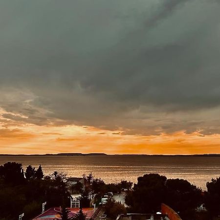 T4 Jolie Vue Avec Jaccuzzi Apartman Vitrolles  Kültér fotó